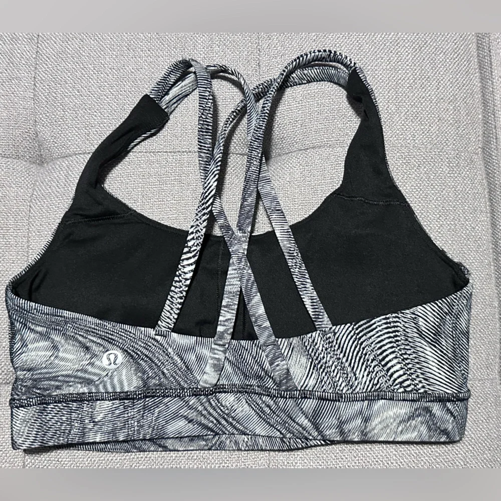 Lululemon Energy Bra B–D Cup Island Mist Black Size 6